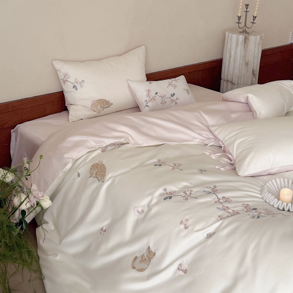 Floral Embroidery Cotton Bed Linen Set with Duvet Cover and Pillowcases